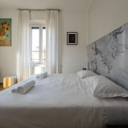 Rrrapido Holy Suites And Rooms - Via Sardegna Mailand Exterior foto
