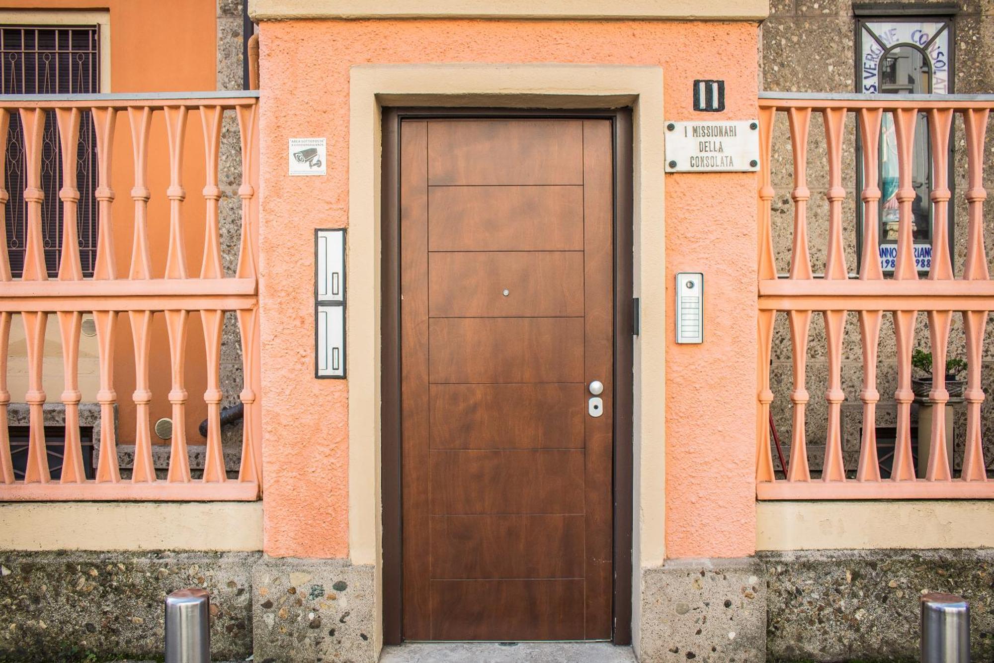 Rrrapido Holy Suites And Rooms - Via Sardegna Mailand Exterior foto