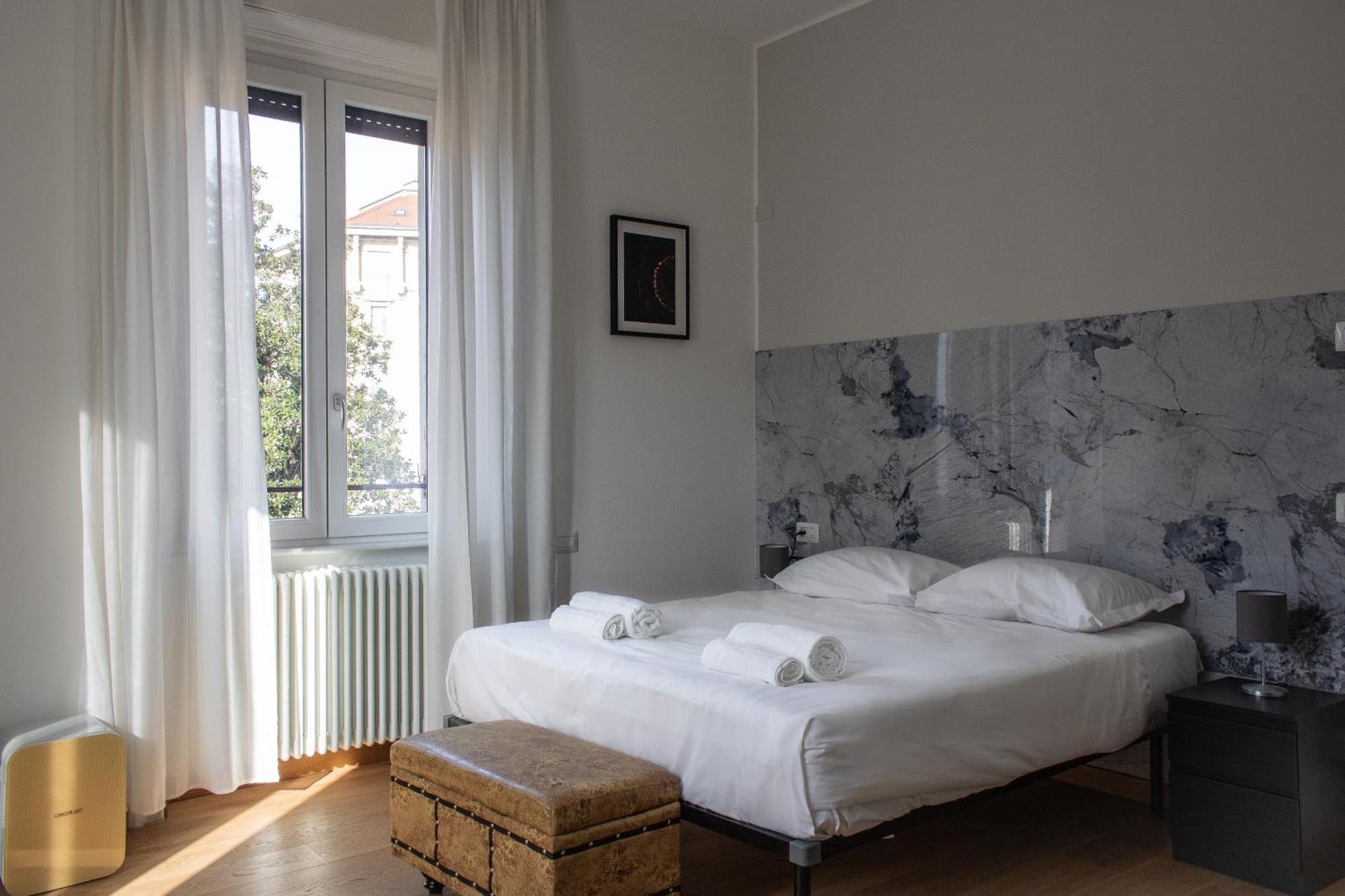 Rrrapido Holy Suites And Rooms - Via Sardegna Mailand Exterior foto
