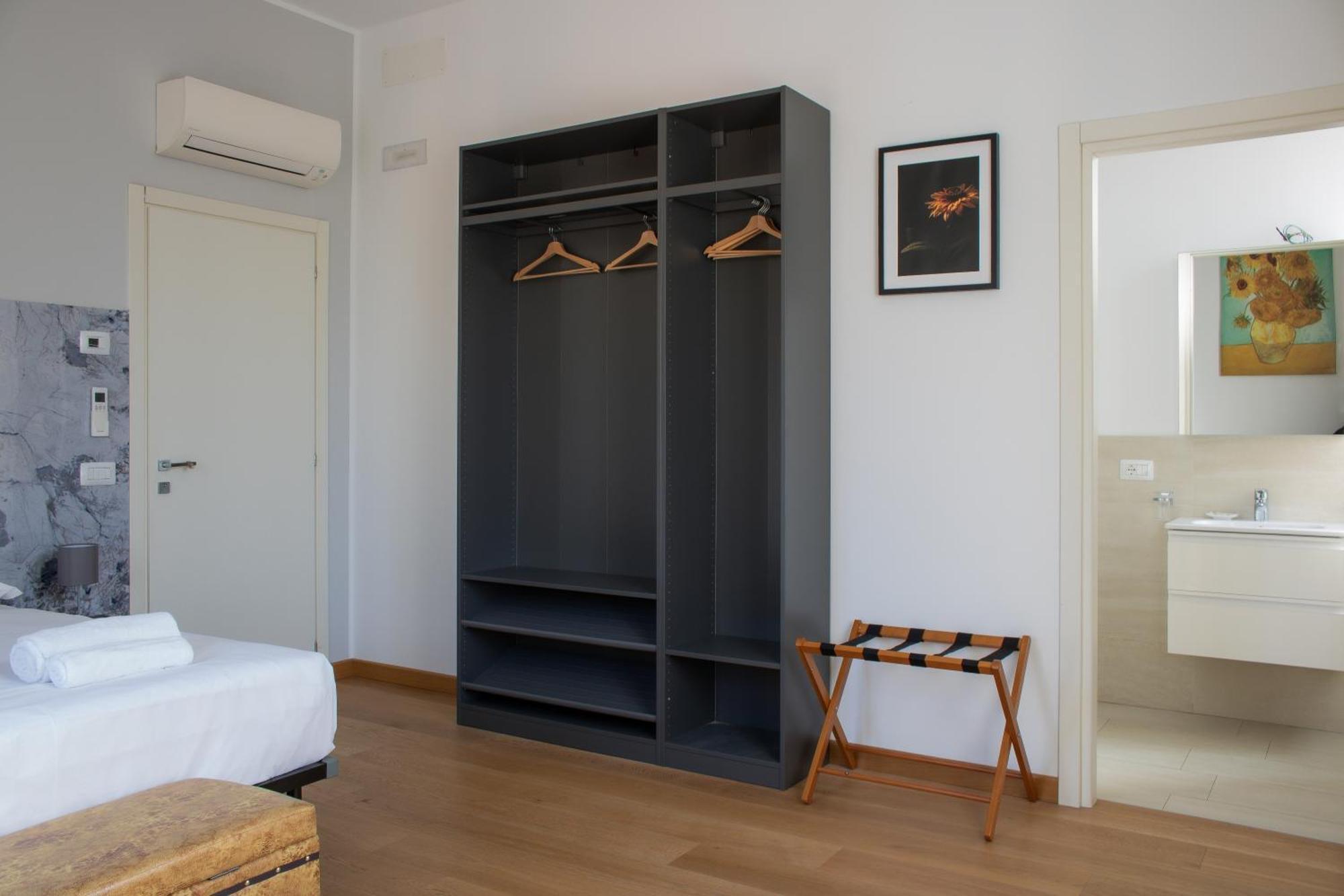 Rrrapido Holy Suites And Rooms - Via Sardegna Mailand Exterior foto